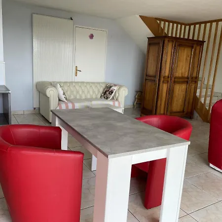 Le Studio Vialatelle Apartment Onet-le-Château